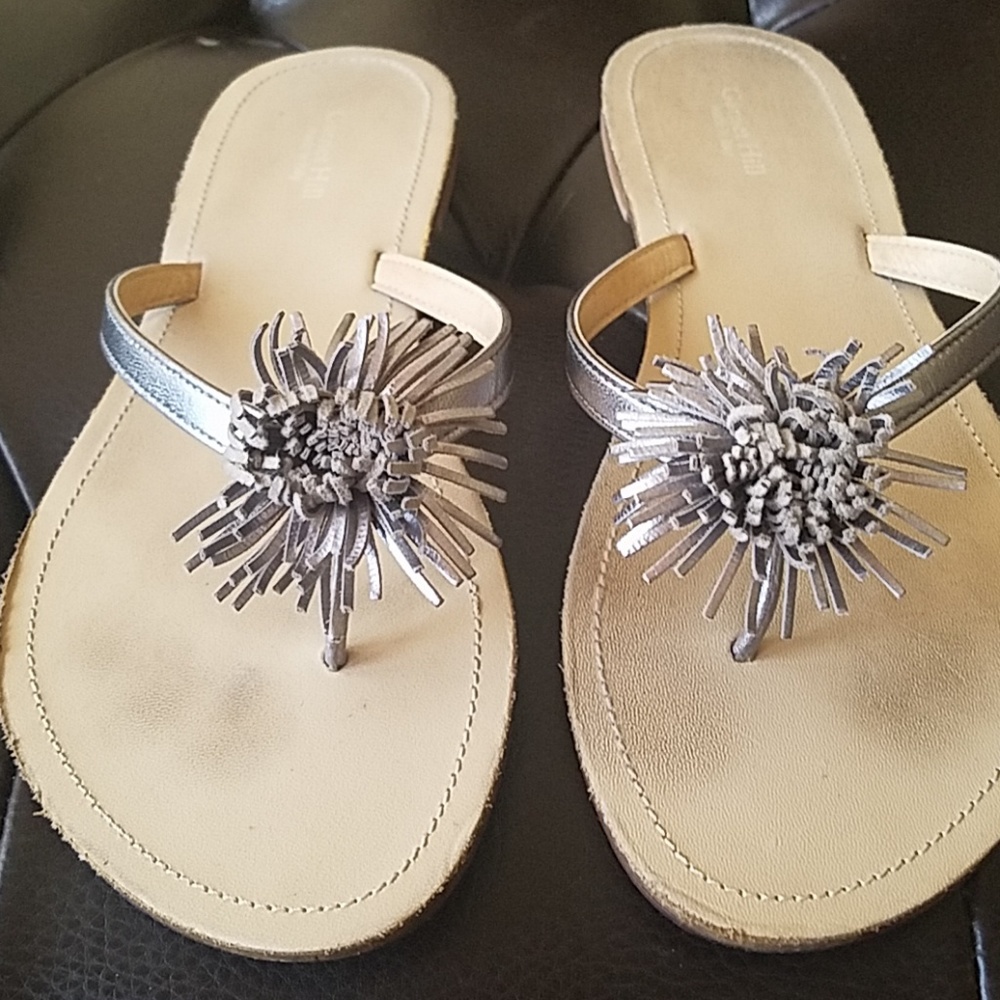 sandals/flats